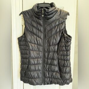 Athleta Downtime Vest. Excellent used condition